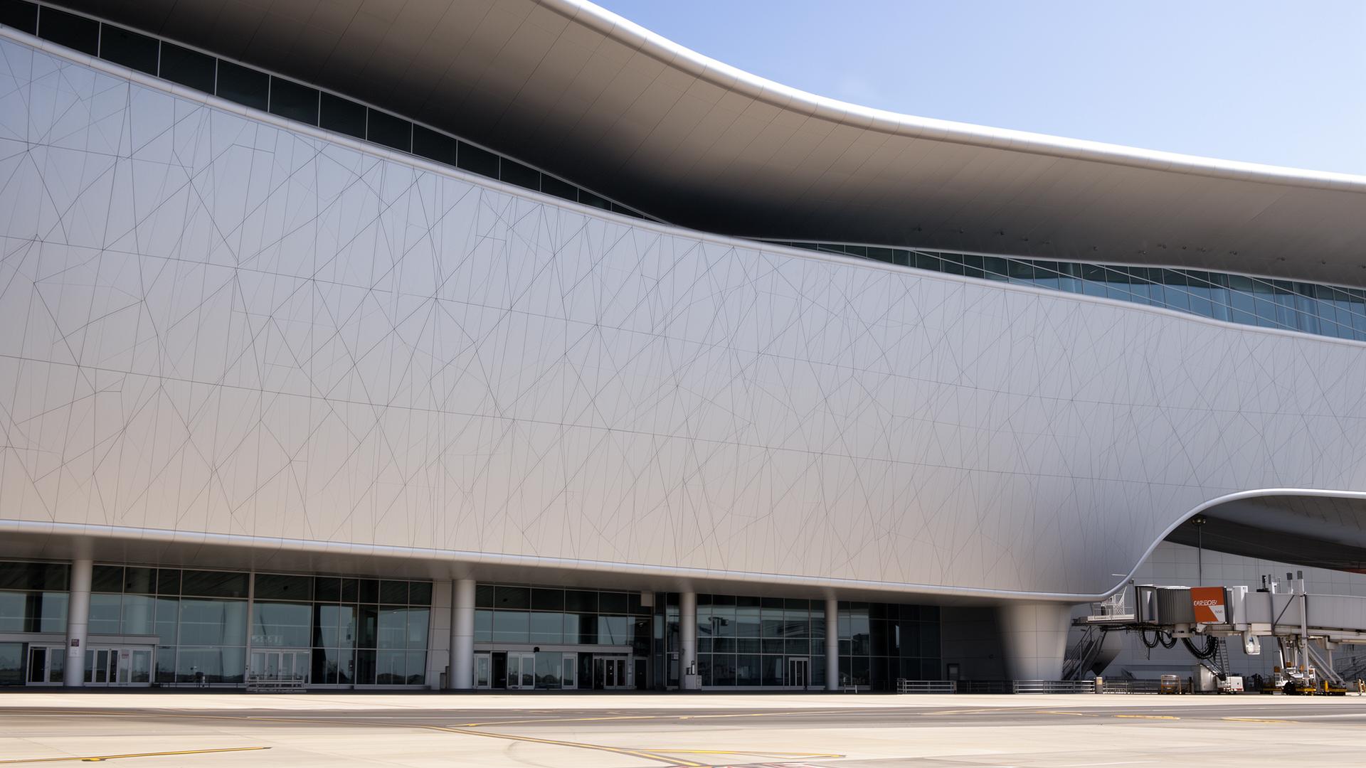 Aluminium-Fassade am Ashgabat International Airport